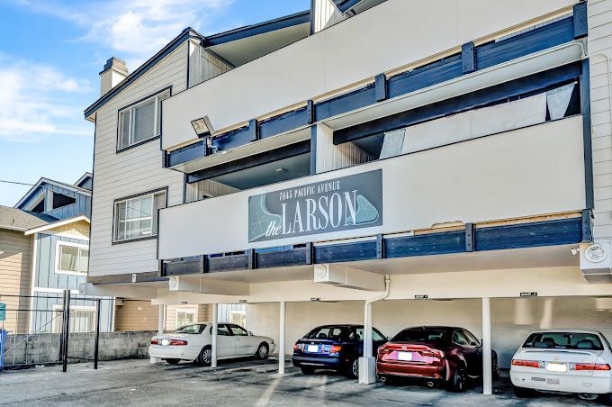 Outdoor Signage | Property Management