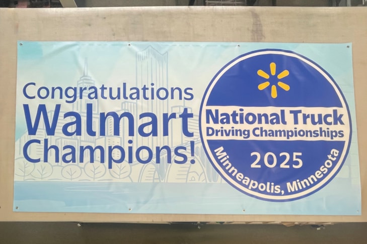 Fabric & Vinyl Outdoor Banners