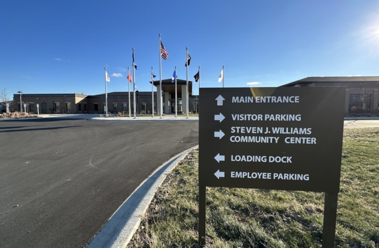 Post & Panel Signs for new VA Homes in Montevideo, Bemidji, and Preston