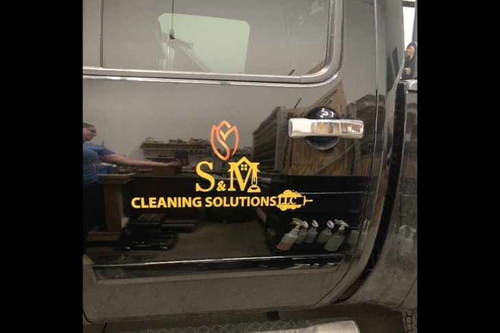 Vehicle Graphics & Lettering