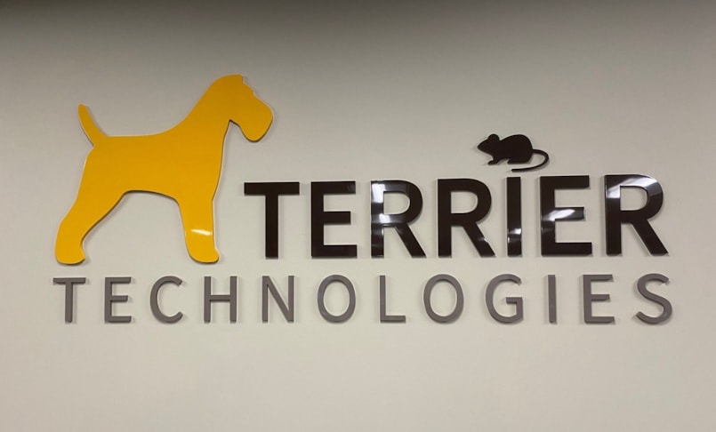 Acrylic 3D Letters with Custom Contour Cut of Dog and Mouse