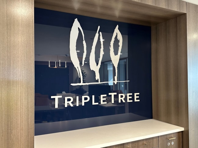 3D Signs & Dimensional Letters