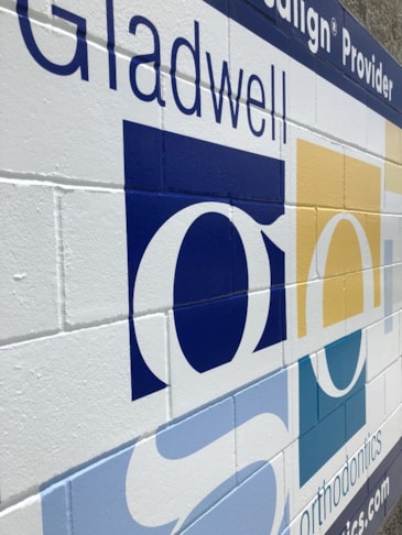 Wall Murals and Graphics