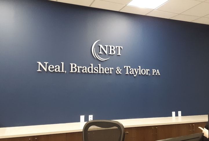 3D Signs & Dimensional Letters & Logos