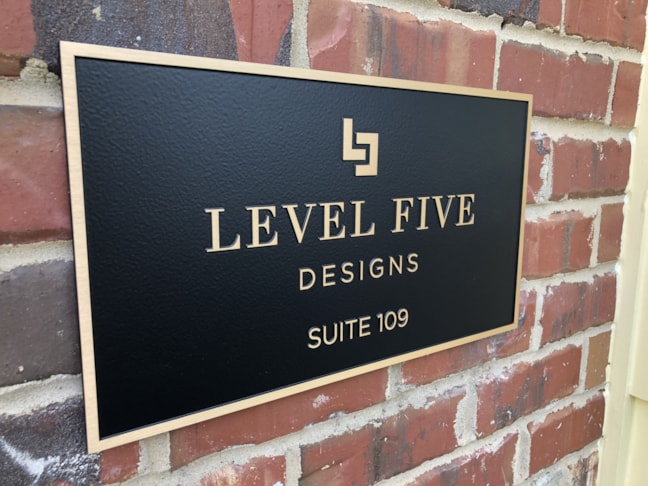 3D Signs & Dimensional Letters & Logos