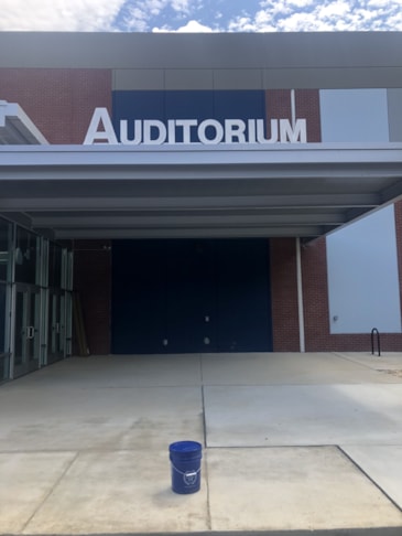 3D Signs & Dimensional Letters & Logos