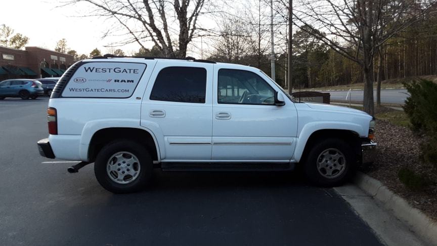 Vehicle Window Decals | Auto Dealership and Vehicle Repair Service Signs