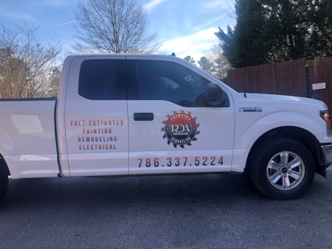Vehicle Graphics & Lettering | Professional Services