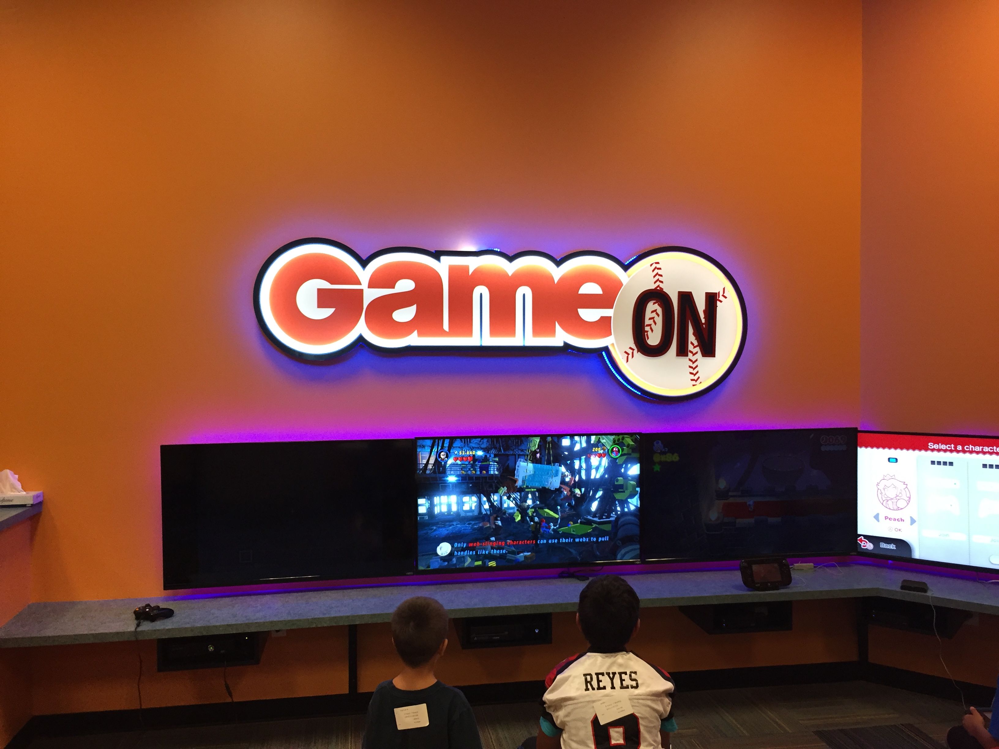 Custom Illuminated Interior Sign for Mountainside Fitness in Scottsdale, AZ