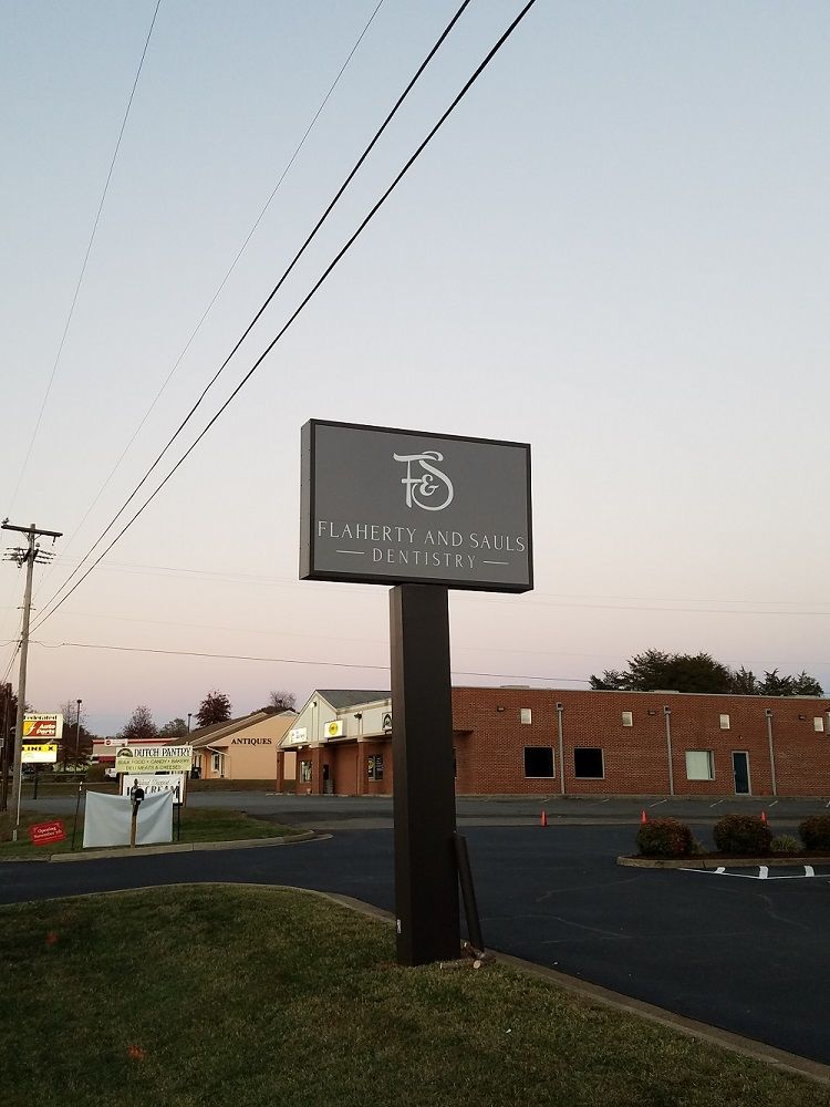 Custom Acrylic Pylon Sign - Flaherty and Sauls Dentistry - Ruckersville Va