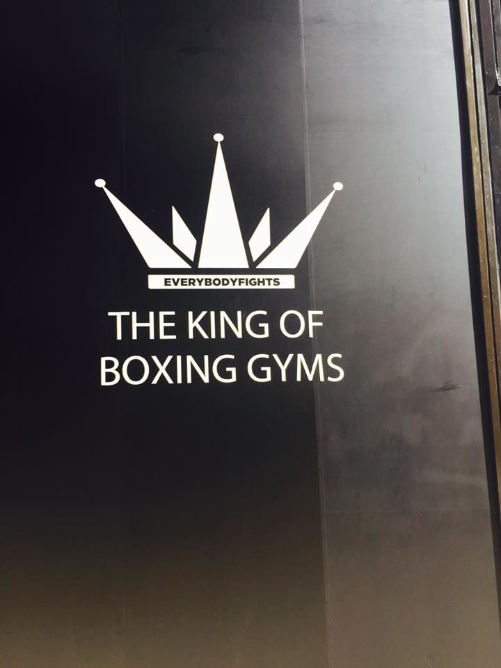 illuminated signs, marquee signs, vintage signs, neon signs