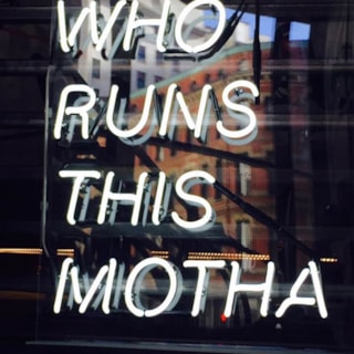 illuminated signs, marquee signs, vintage signs, neon signs