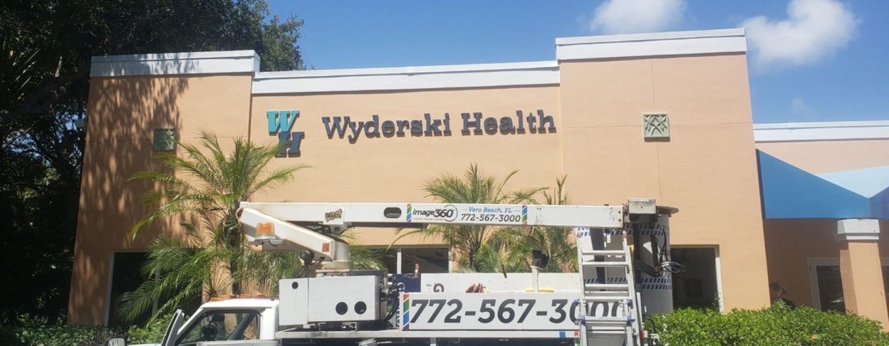 3D Signs & Dimensional Letters | Healthcare