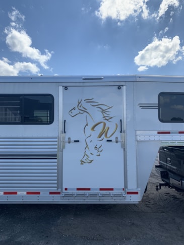 Vehicle Graphics & Lettering