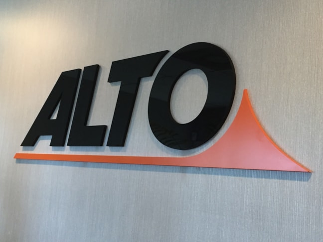 3D Signs & Dimensional Letters & Logos