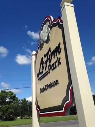 3D Signs & Dimensional Lettering