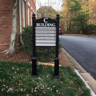 Post and Panel for Peachtree Dunwoody Square Sandy Springs GA