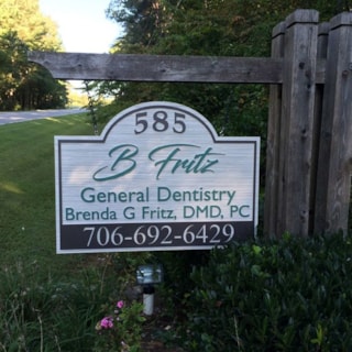 Routed Post and Panel for Fritz Dentistry Jasper GA