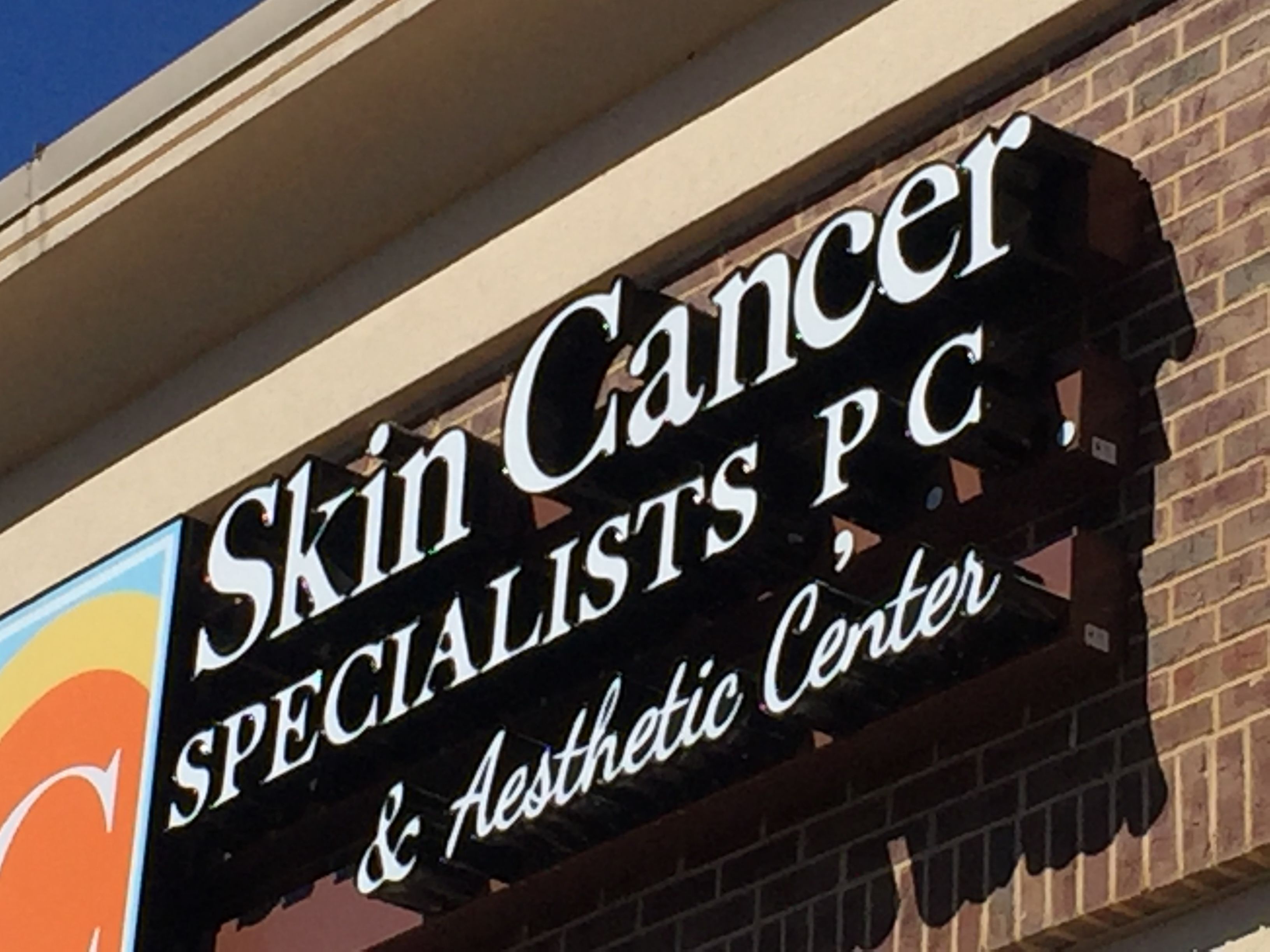 Outdoor channel letter sign @SkinCancerSpecialists