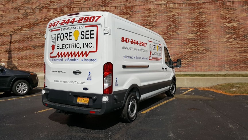 Vehicle Logo Graphics & Lettering