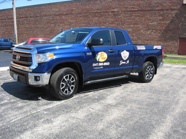 Vehicle Logo Graphics & Lettering