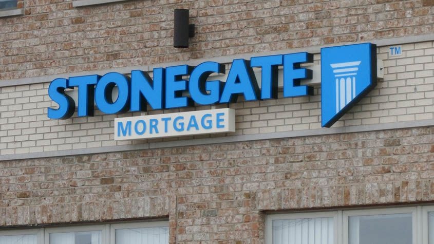 LED channel letters and logo on raceway in Grayslake, IL.