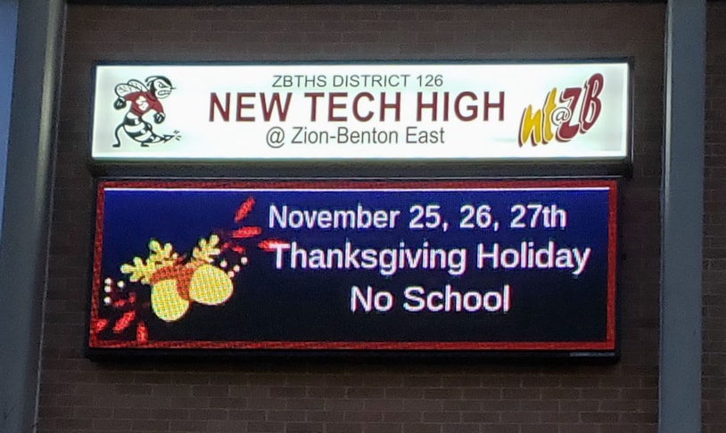 Digital message sign