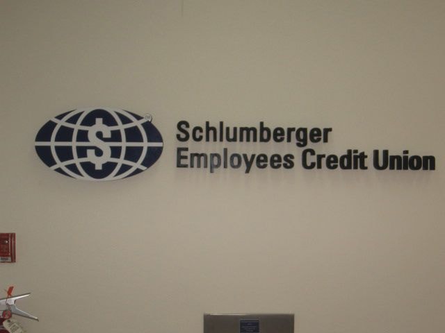 3D Signs & Dimensional Lettering