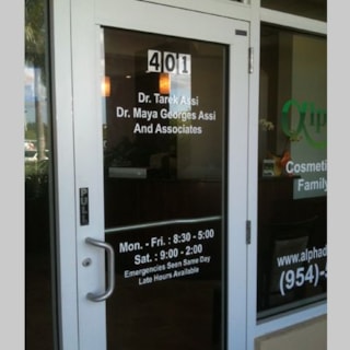 - Image360-bocaraton-window-lettering-hours-dentist