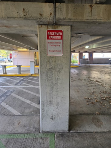 Safety & Regulatory Signs