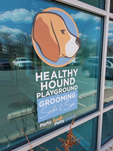 Wall Murals & Graphics