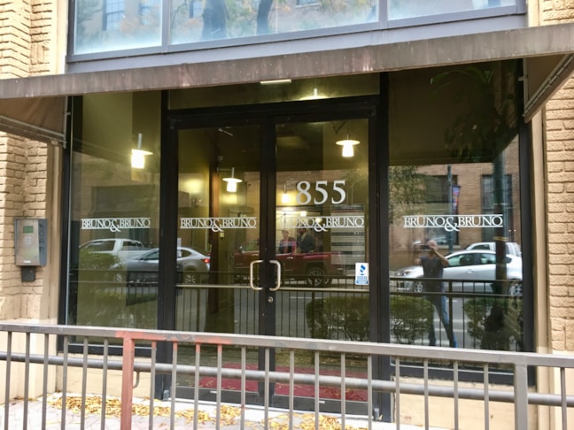 Custom Decals, Wraps & Lettering