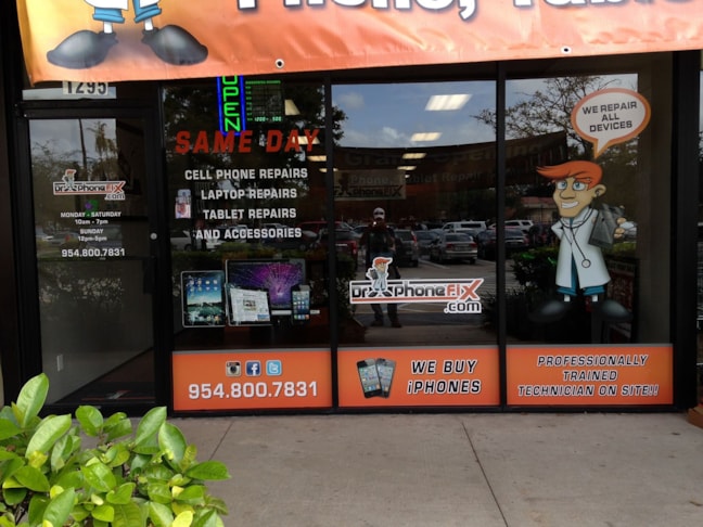 Window Decals, Signage and Graphics