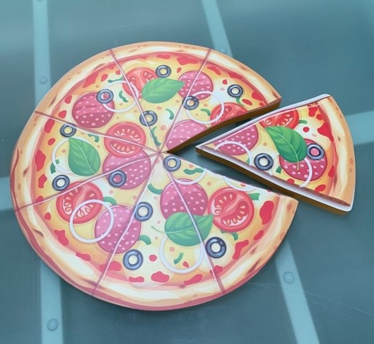 Fully custom sign for MaMari Pizza Company in Riverside, CA