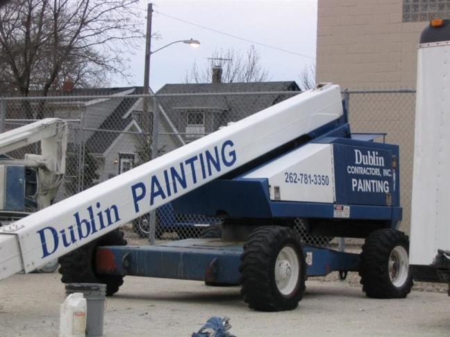 Man Lift - Vinyl Lettering - Dublin Contractors & Painting