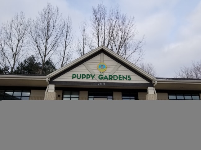 3D Signs & Dimensional Letters & Logos | Retail