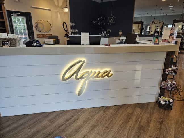 Edgelit and Backlit Signs | Retail