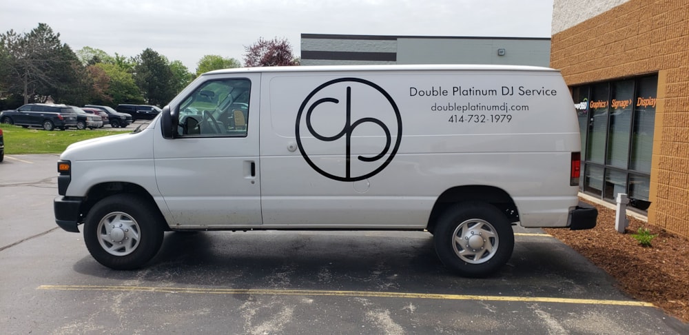 Vehicle Graphics & Lettering