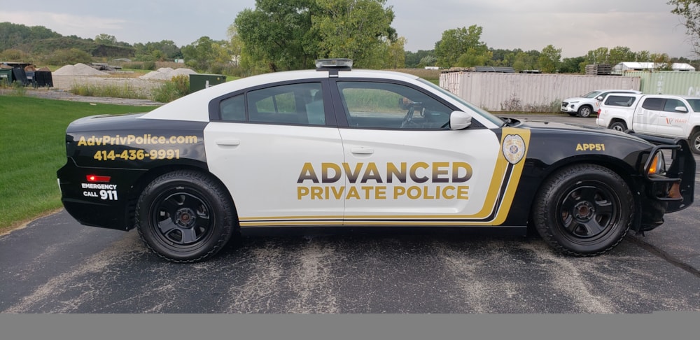 Vehicle Graphics & Lettering