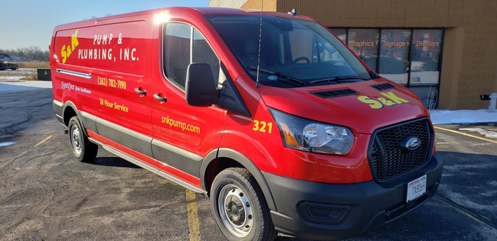 Vehicle Graphics & Lettering