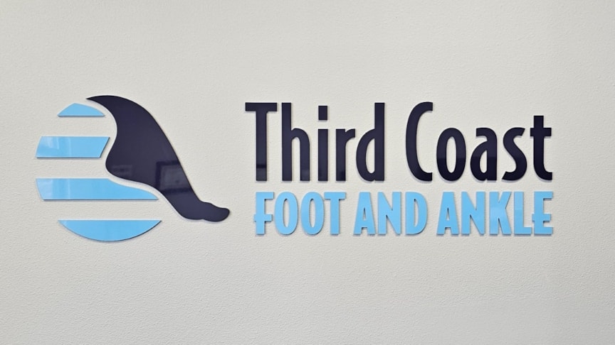 Custom Acrylic & Plastic Displays