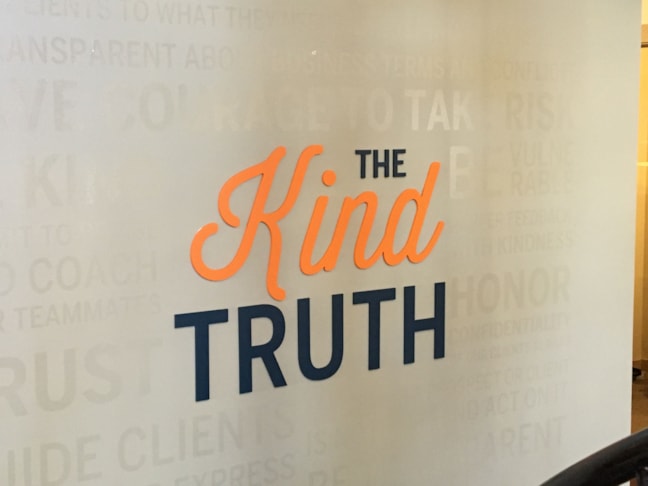 3D Signs & Dimensional Letters