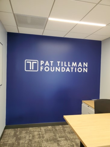 Wall Murals & Graphics