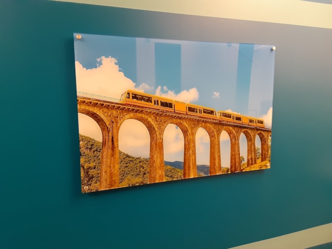 Custom Acrylic & Plastic Displays