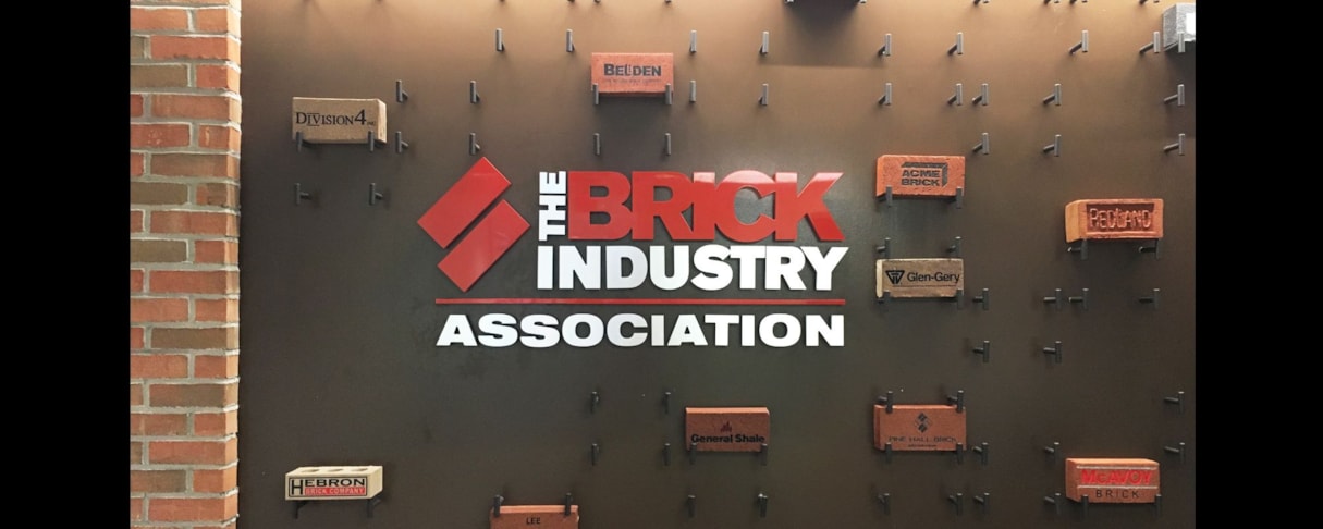 3D Signs & Dimensional Letters & Logos