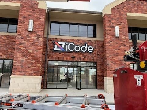 Edgelit and Backlit Signs