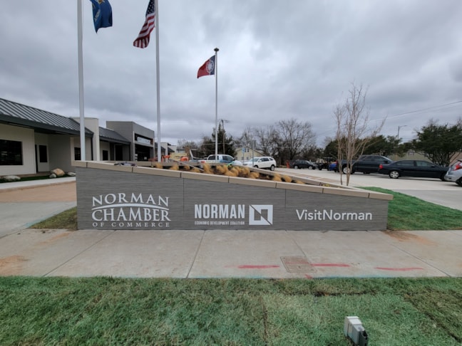 3D Signs & Dimensional Letters